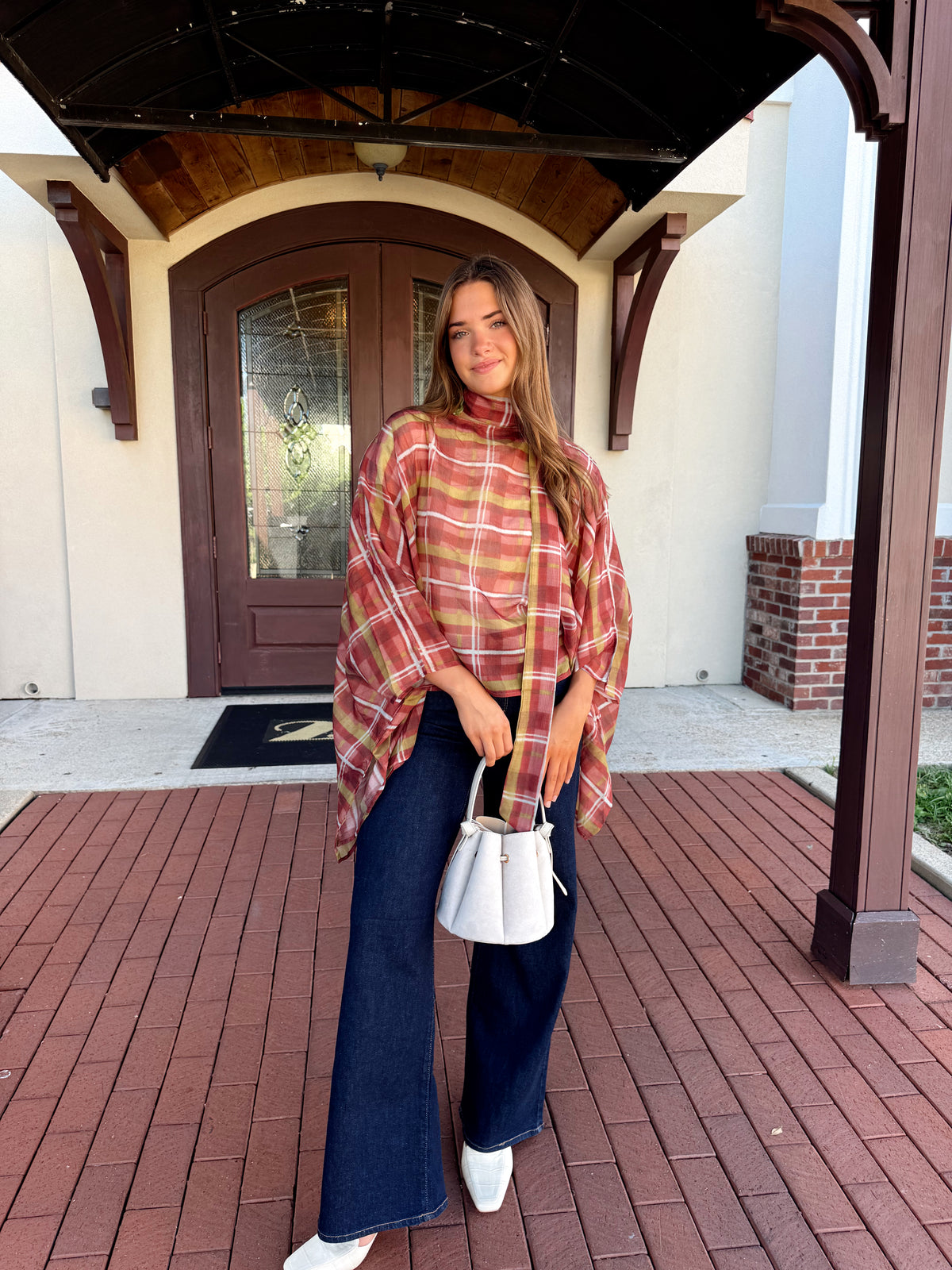 Makenah Poncho