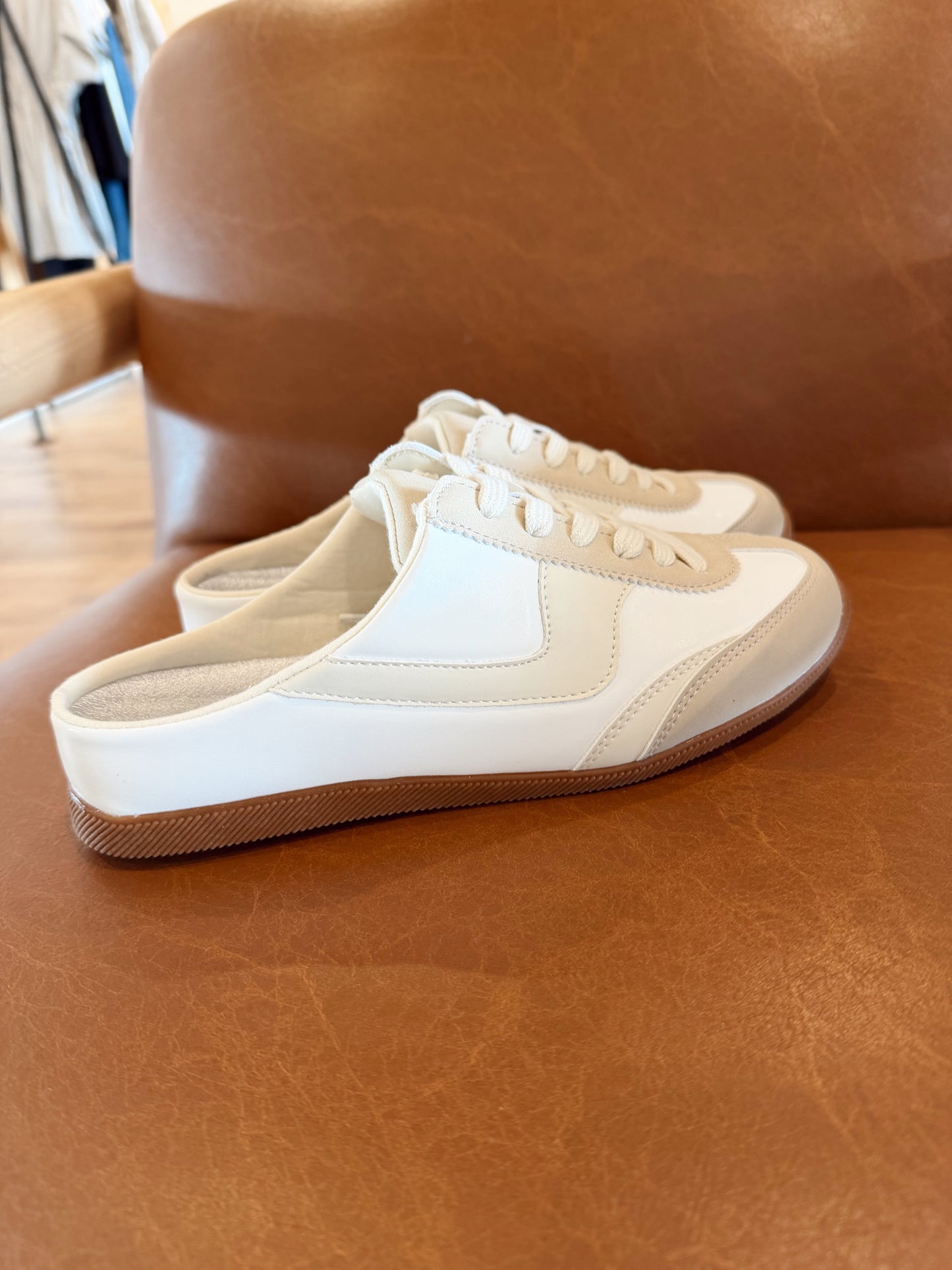 Archie Sneakers